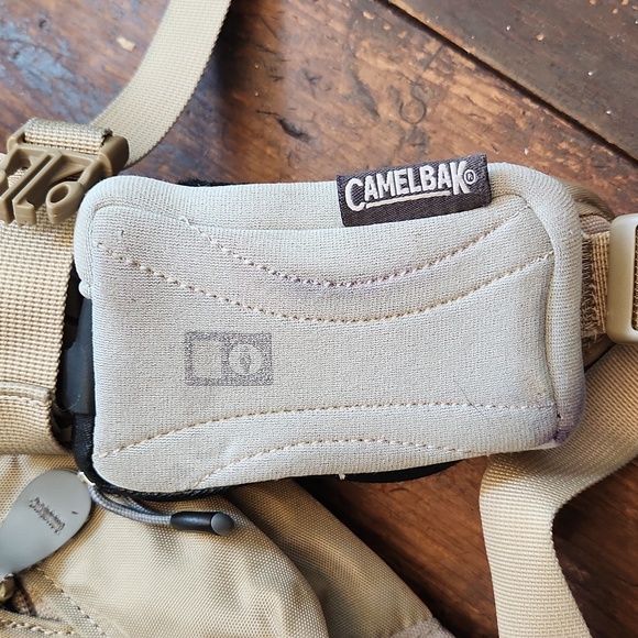 SkullCandy Camelbak rare backback-sand color beige - Picture 6 of 10